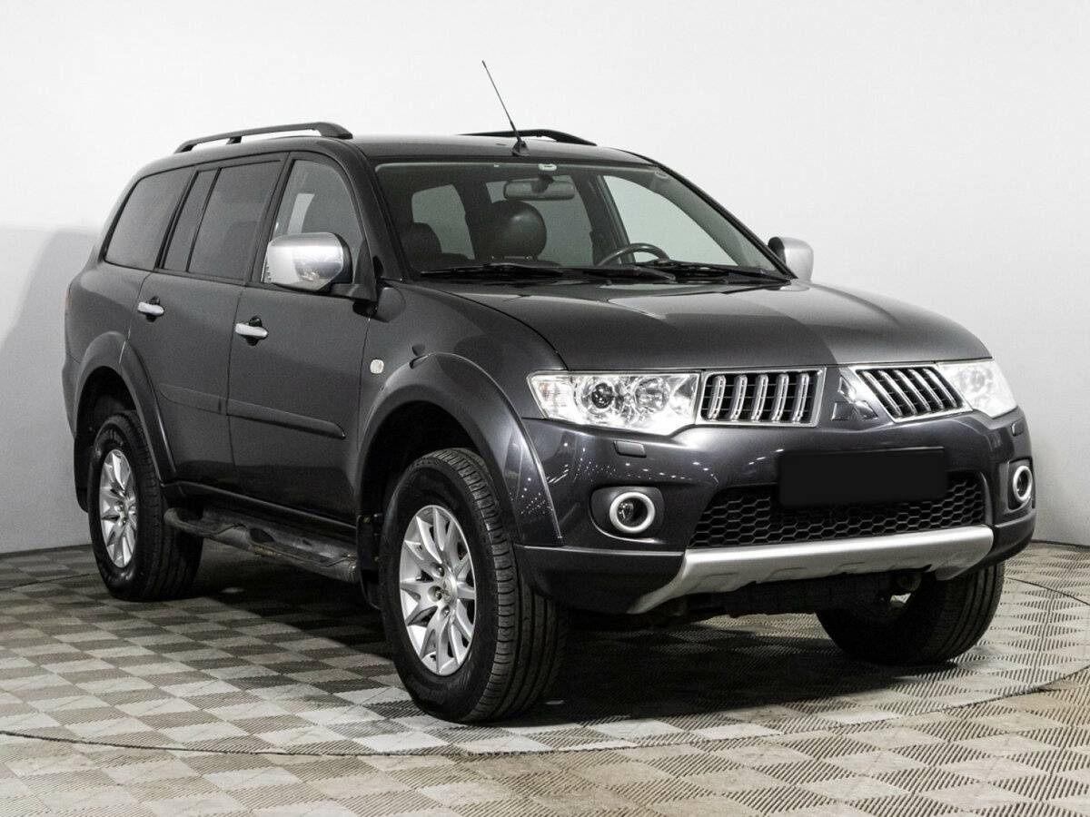 Mitsubishi Pajero Sport, 2011 Фото №3