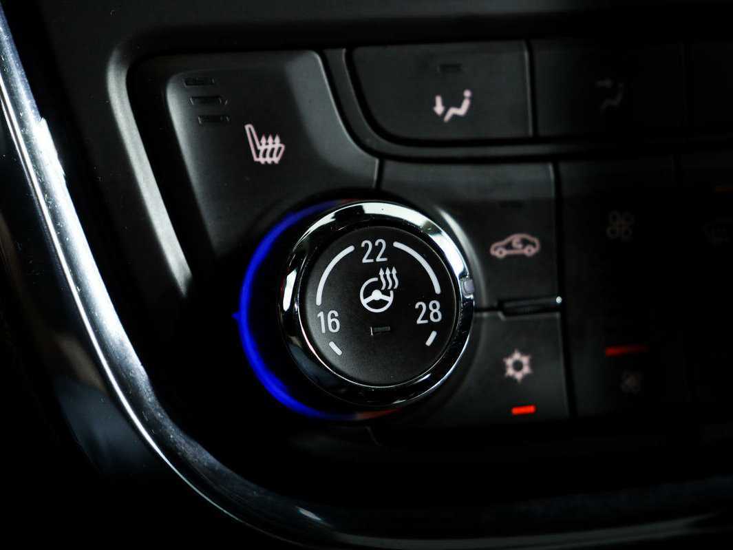 Opel Mokka, 2013 Фото №16