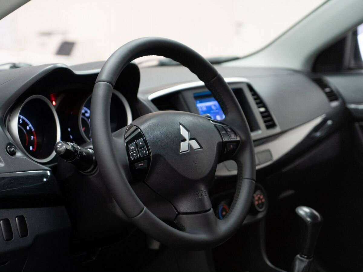Mitsubishi Lancer, 2011 Фото №5