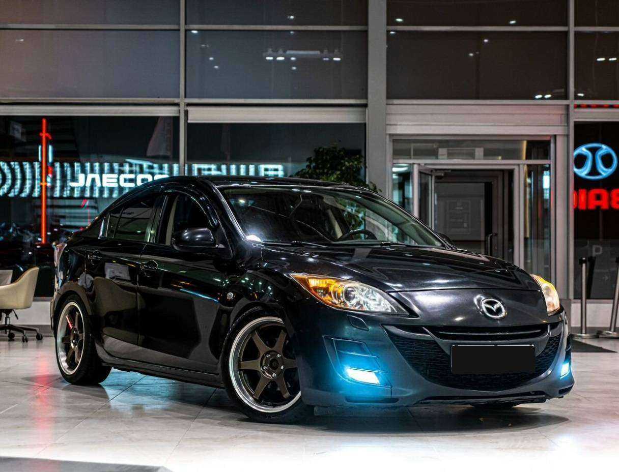 Mazda 3, 2011 Фото №2