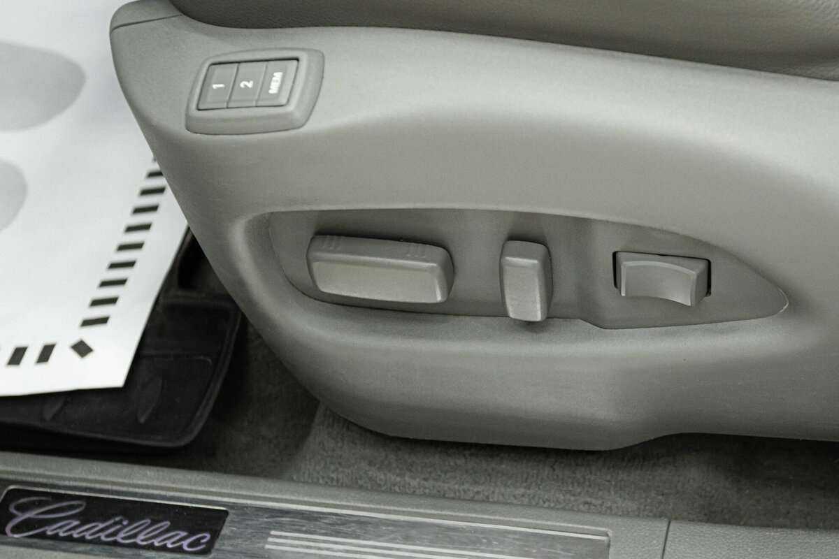 Cadillac SRX, 2011 Фото №8
