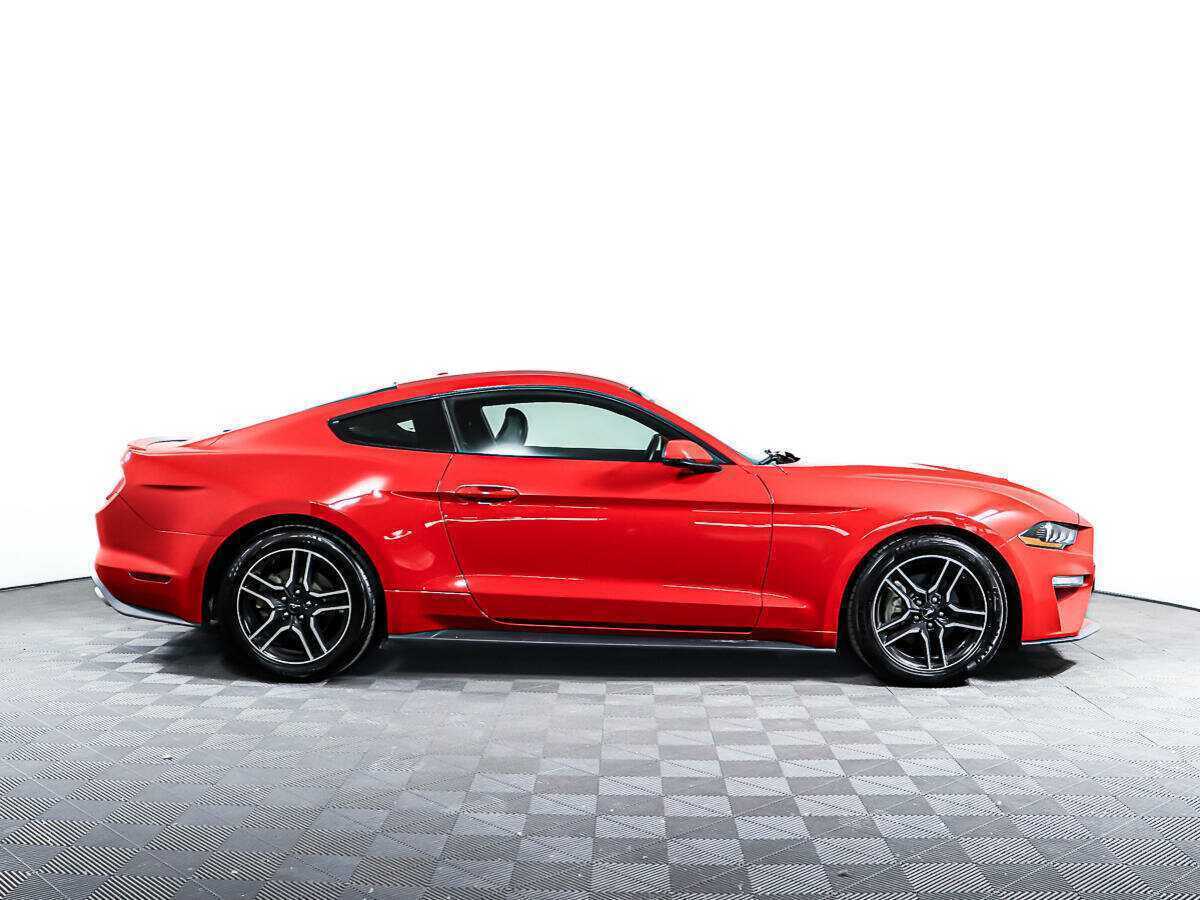 Ford Mustang, 2020 Фото №4