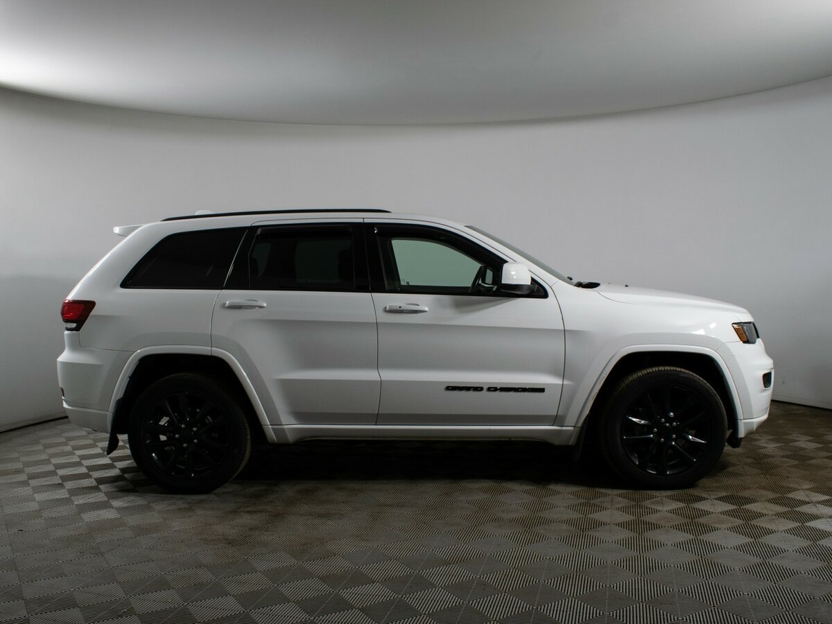 Jeep Grand Cherokee IV (WK2) Рестайлинг, 2019 Фото №4