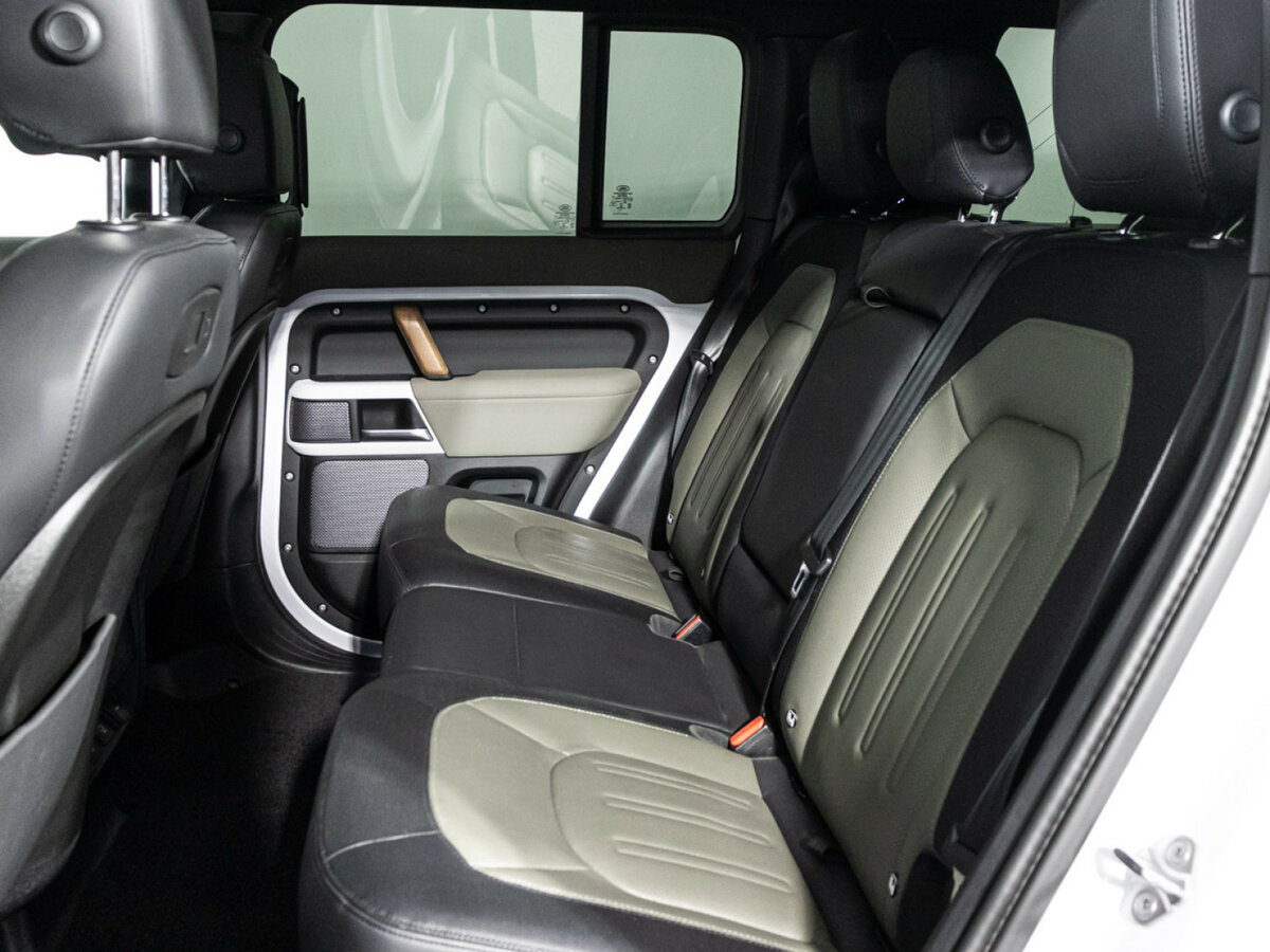 Land Rover Defender 110 II, 2020 Фото №8