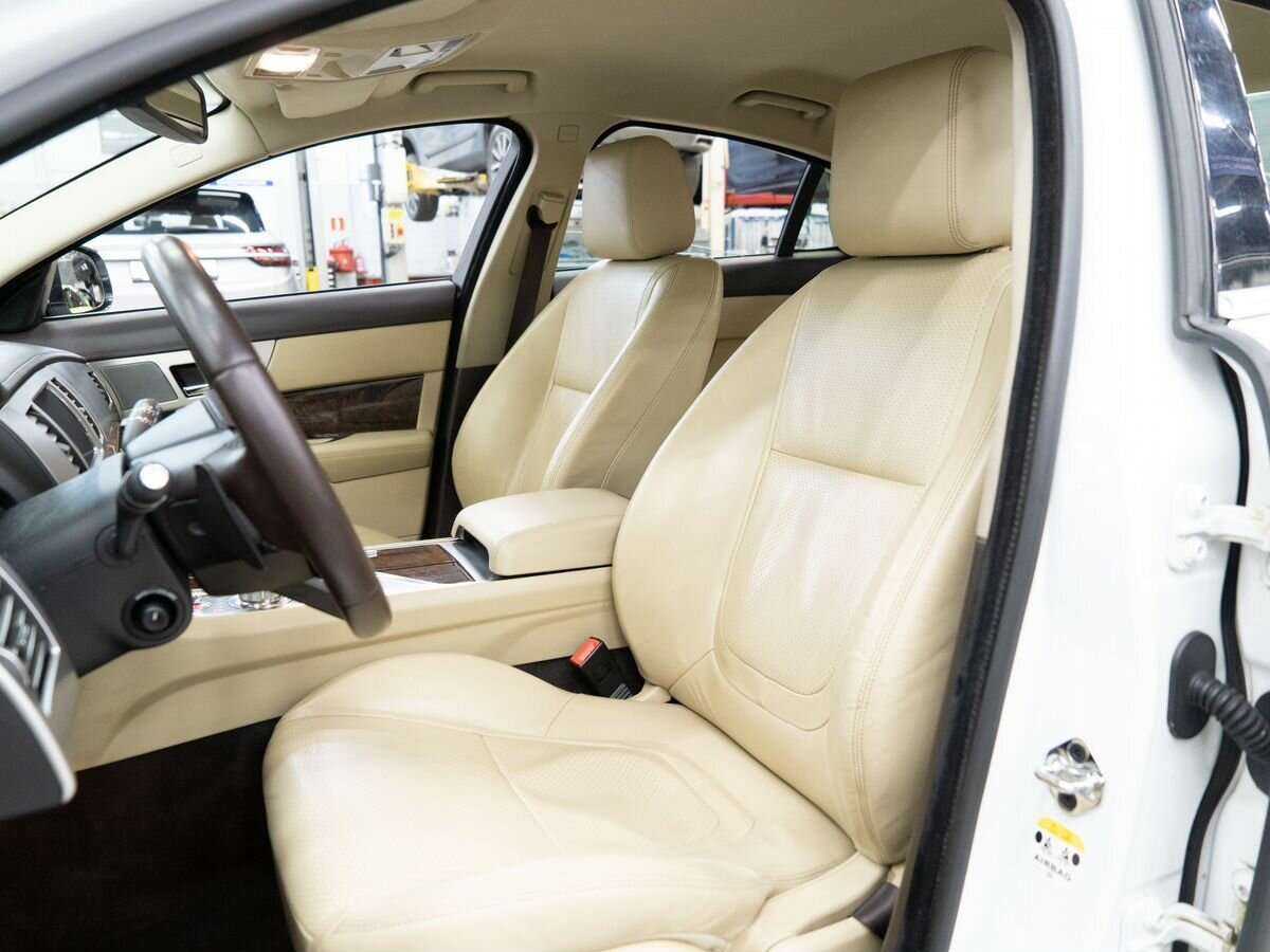 Jaguar XF, 2011 Фото №6