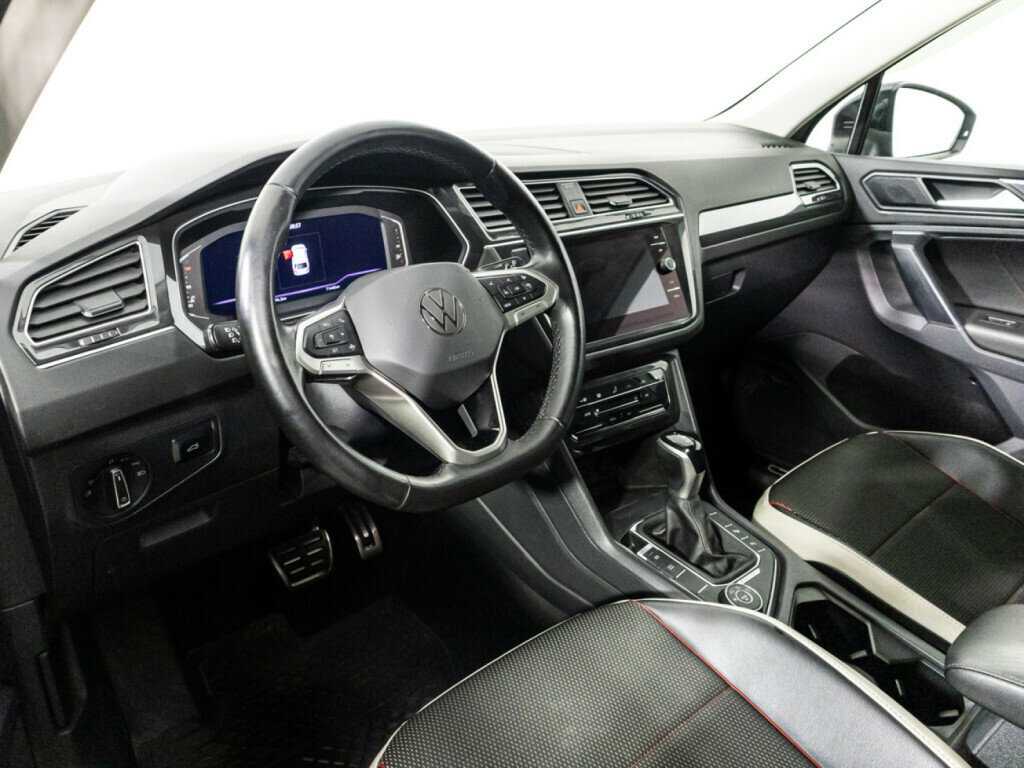 Volkswagen Tiguan, 2021 Фото №11