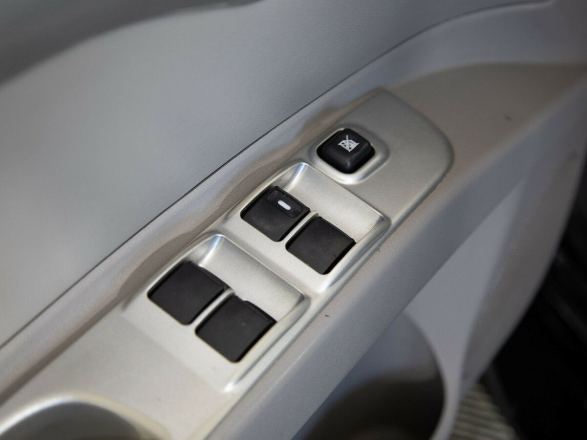 Mitsubishi Pajero Sport II, 2010 Фото №20