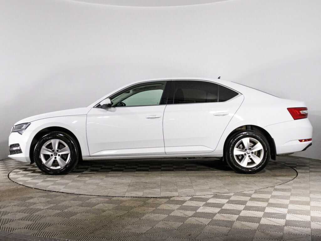 Skoda Superb, 2021 Фото №8