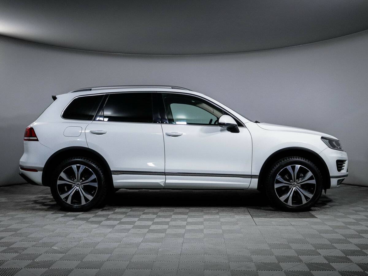 Volkswagen Touareg II Рестайлинг, 2016 Фото №4