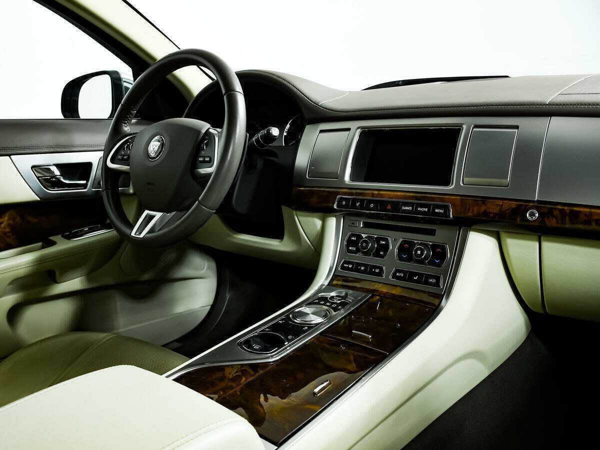 Jaguar XF, 2013 Фото №9