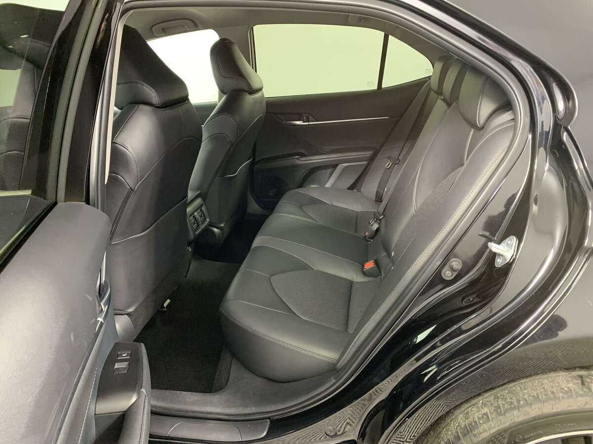 Toyota Camry, 2021 Фото №7