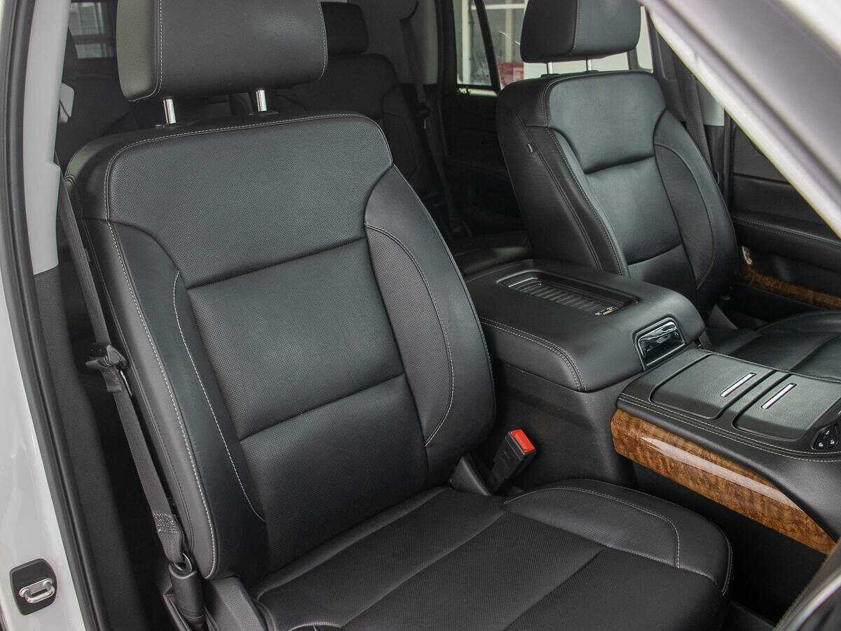 Chevrolet Tahoe, 2017 Фото №8
