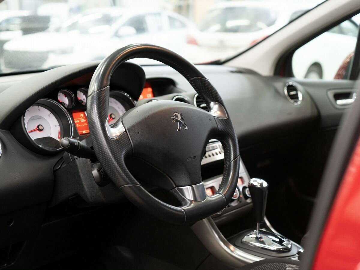 Peugeot 308, 2011 Фото №5