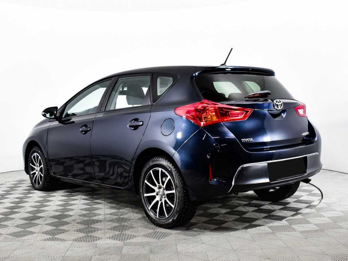 Toyota Auris, 2013 Фото №7