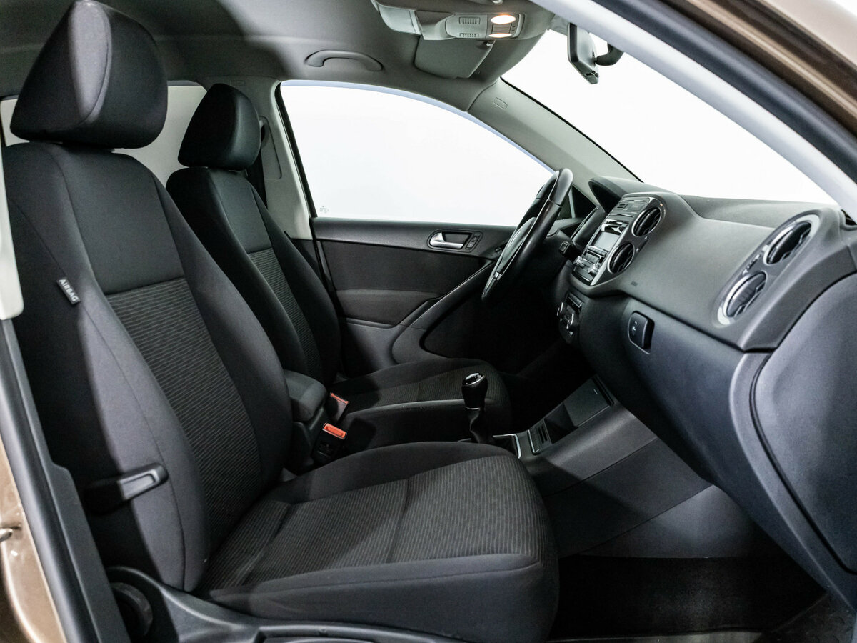 Volkswagen Tiguan I Рестайлинг, 2014 Фото №13
