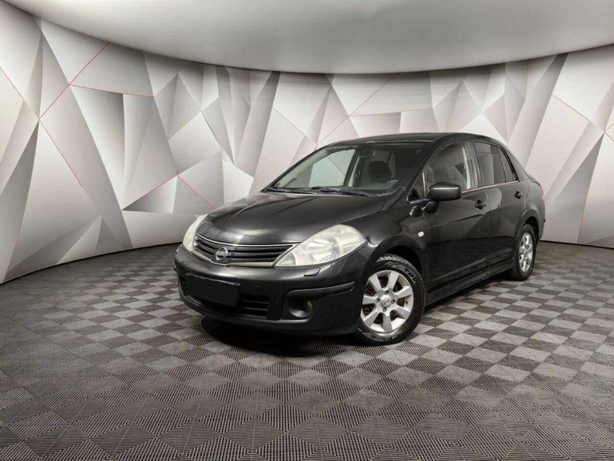 Nissan Tiida, 2010 Фото №1