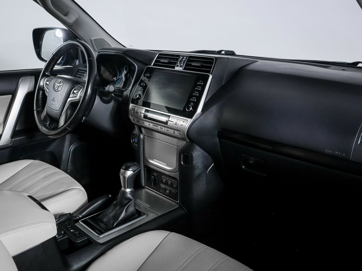 Toyota Land Cruiser Prado 150 Series Рестайлинг 3, 2021 Фото №9