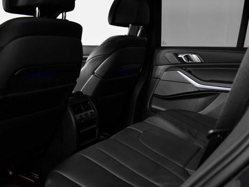 BMW X5 M50d, 2020 Фото №14