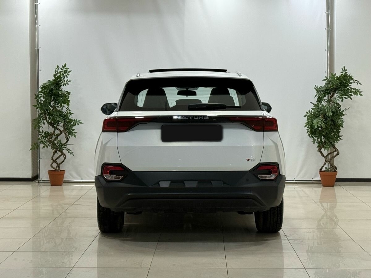 FAW Bestune T77 I, 2023 Фото №5
