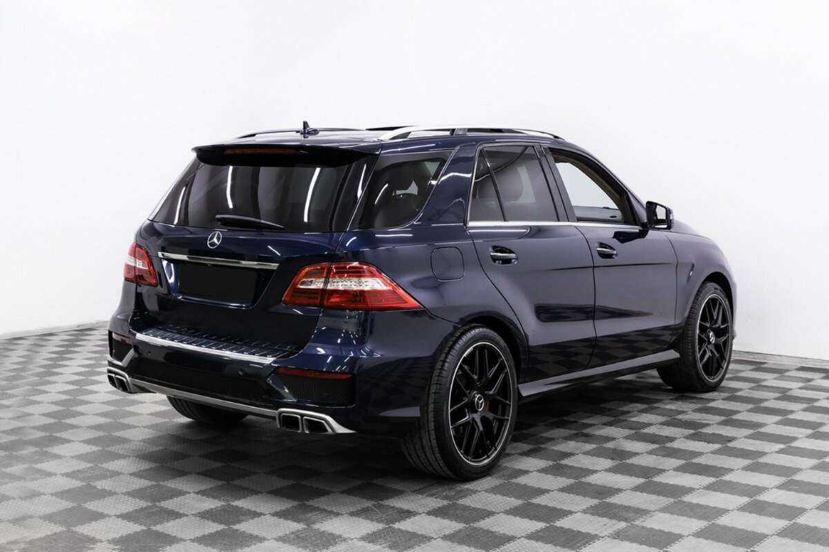 Mercedes-Benz M-Класс AMG 63 AMG, 2013 Фото №4