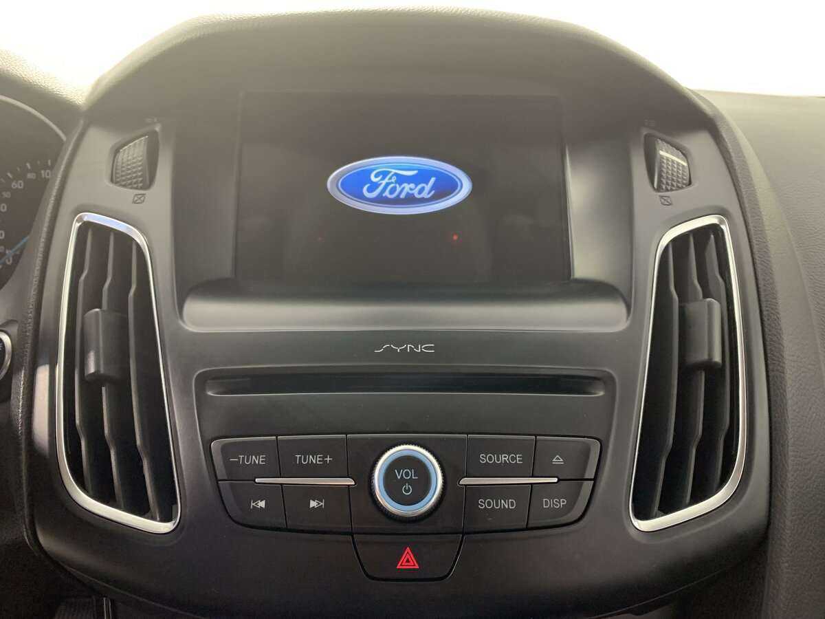 Ford Focus, 2018 Фото №11