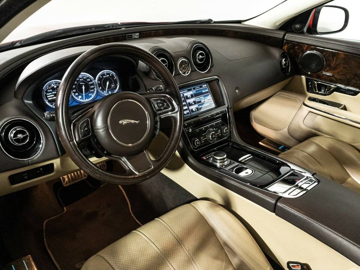 Jaguar XJ, 2014 Фото №11