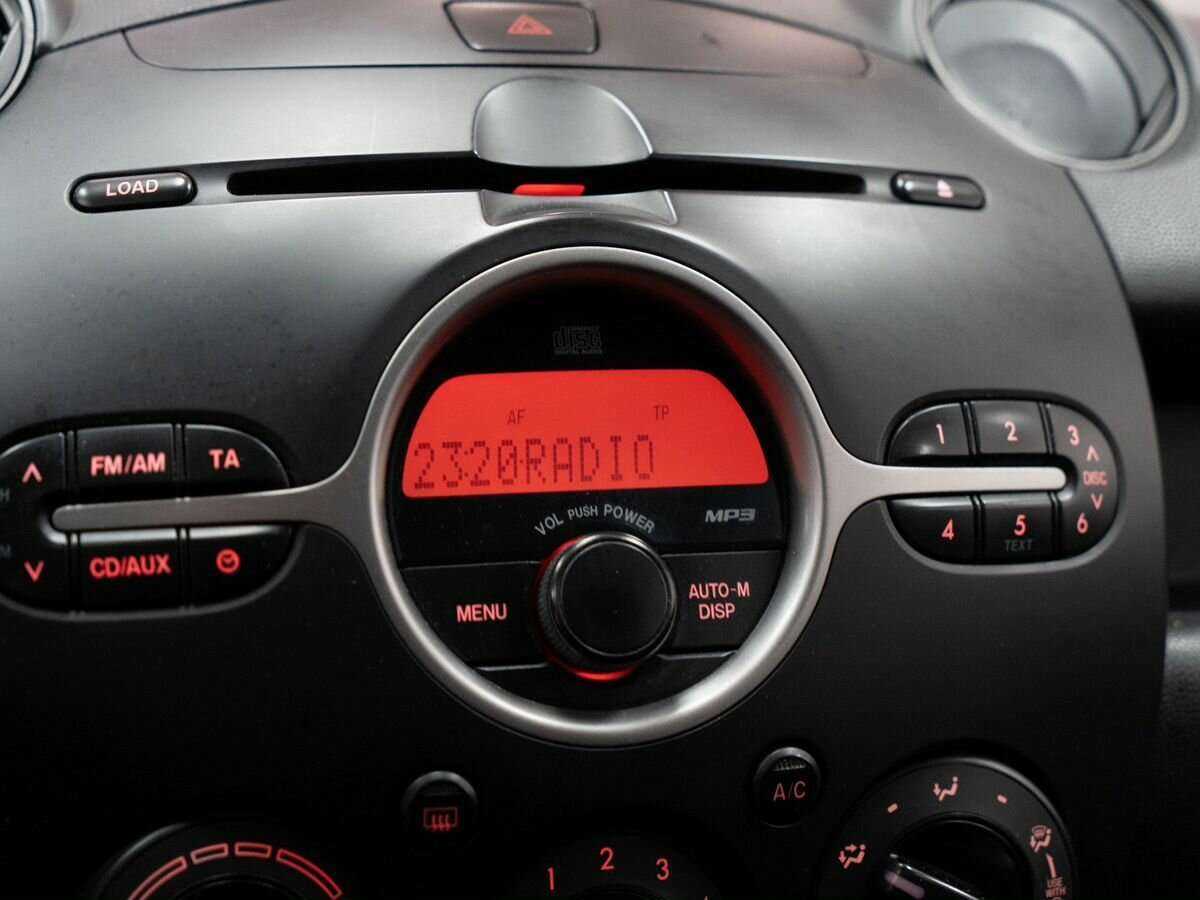 Mazda 2, 2008 Фото №12