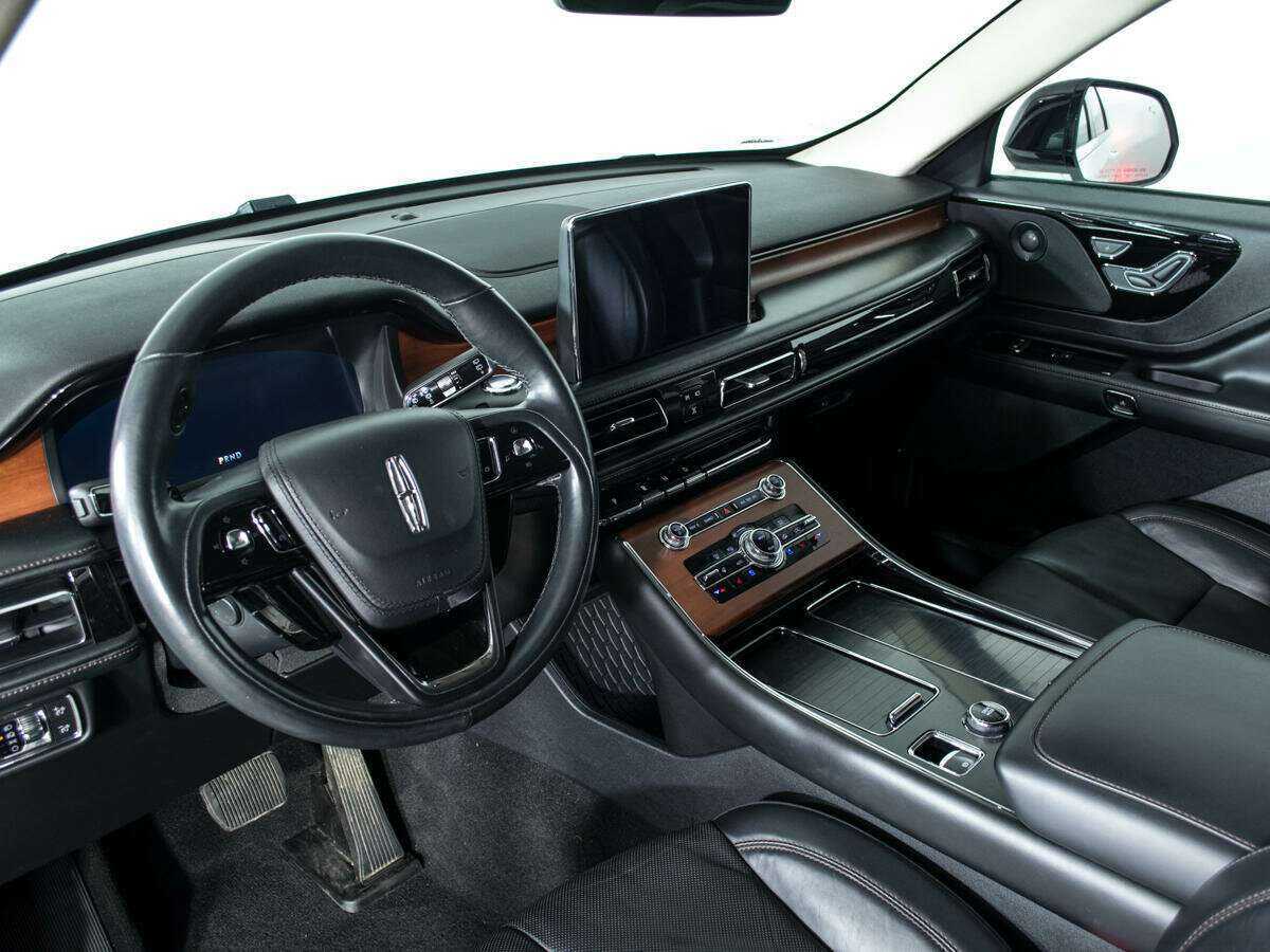 Lincoln Aviator, 2020 Фото №11