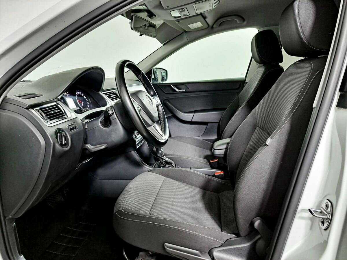 Skoda Rapid, 2014 Фото №11