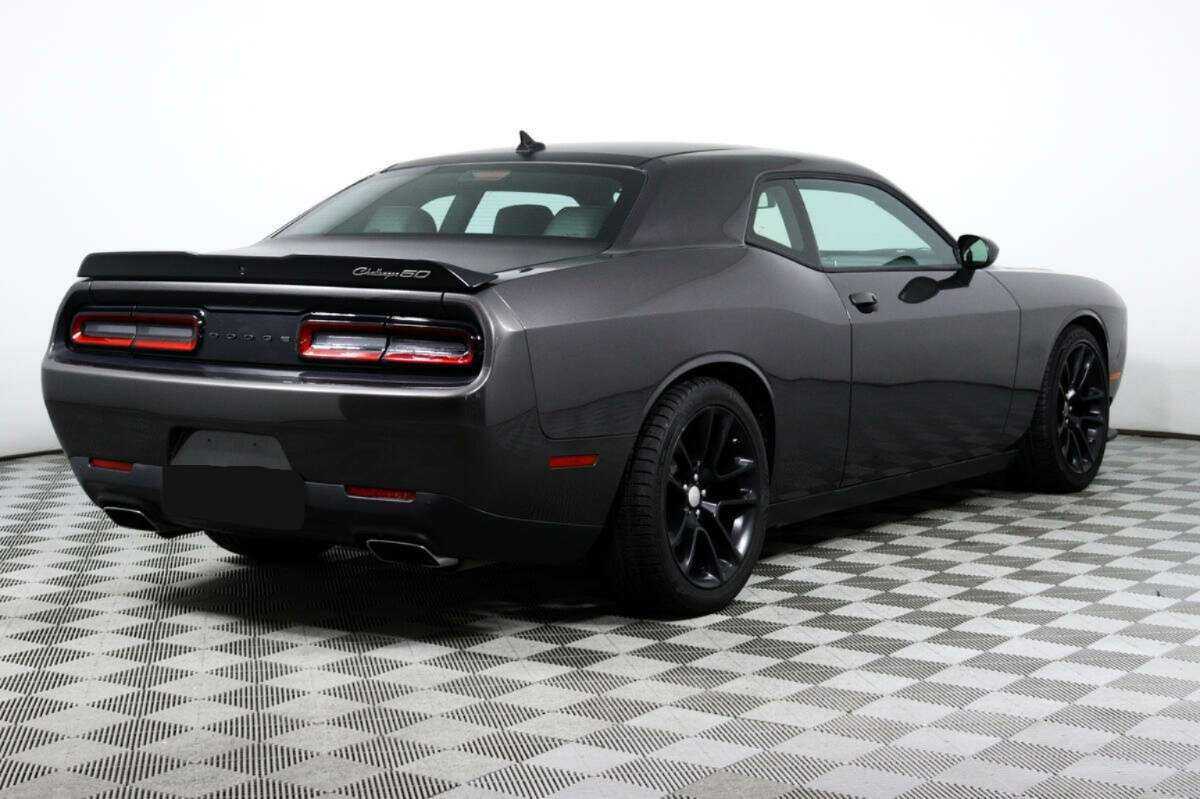 Dodge Challenger R__T, 2020 Фото №5