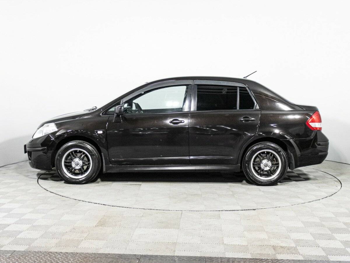 Nissan Tiida I Рестайлинг, 2010 Фото №8