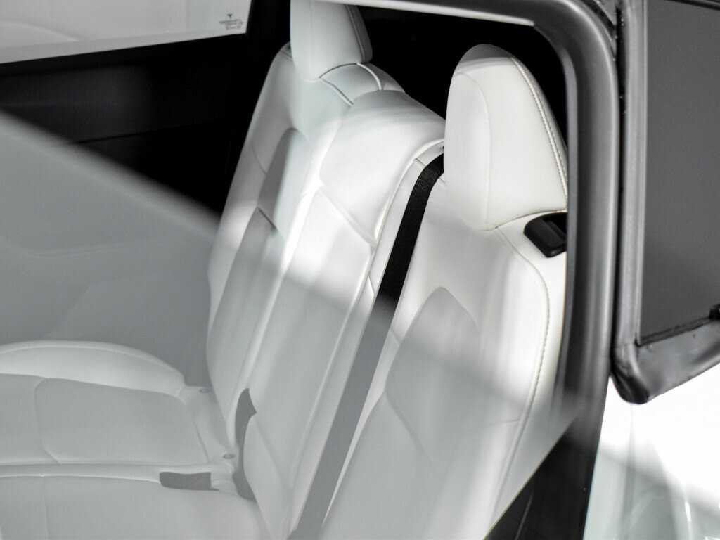 Tesla Model Y Performance, 2022 Фото №8