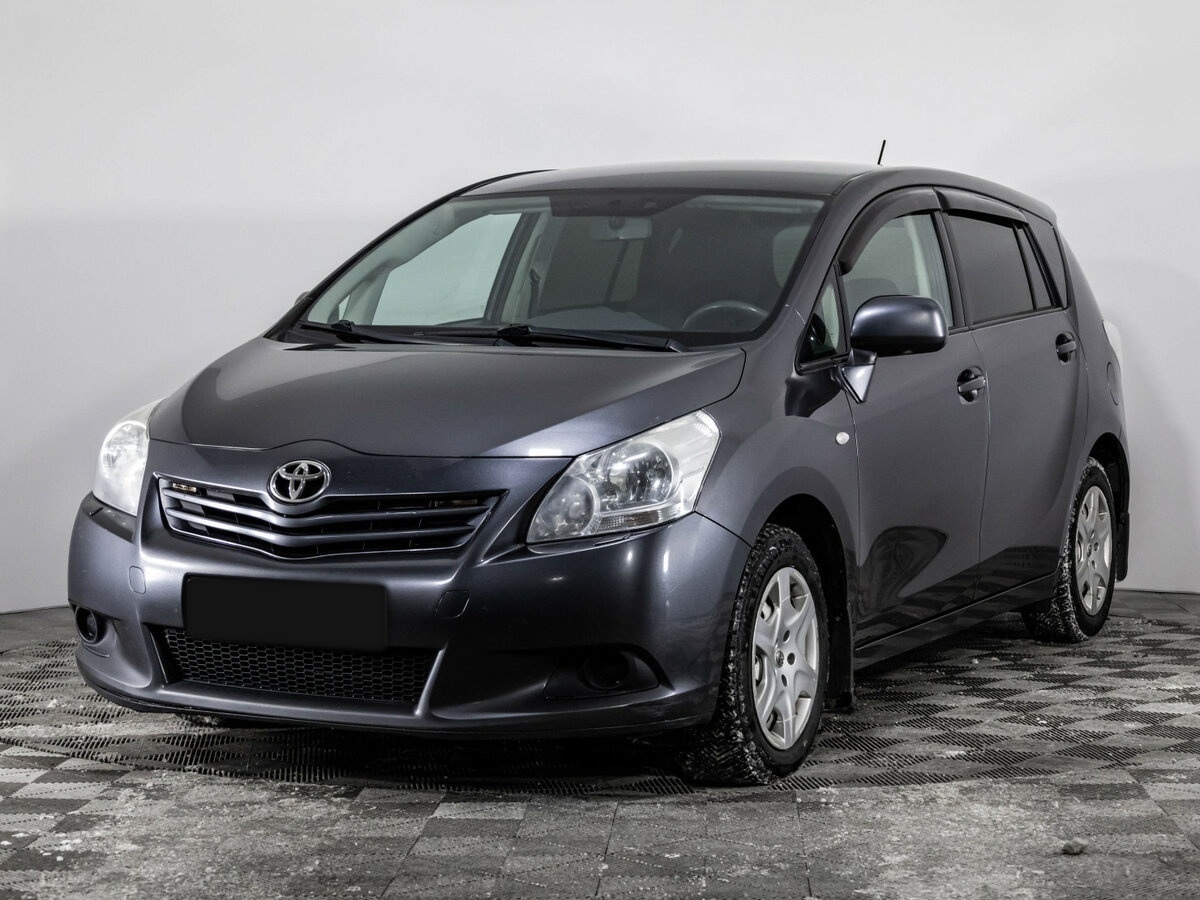 Toyota Verso I, 2011 Фото №1