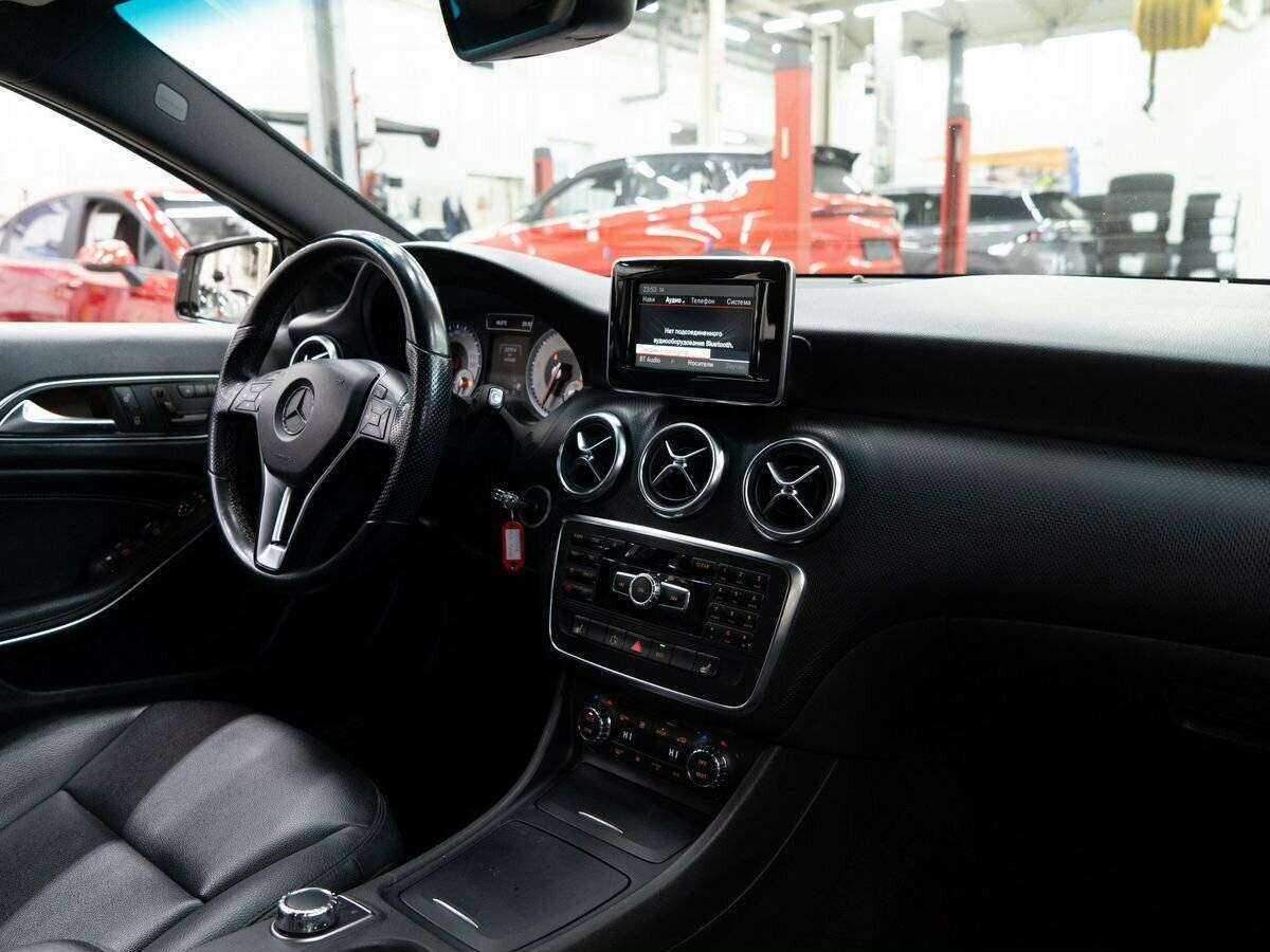 Mercedes-Benz A-Класс 180, 2013 Фото №16