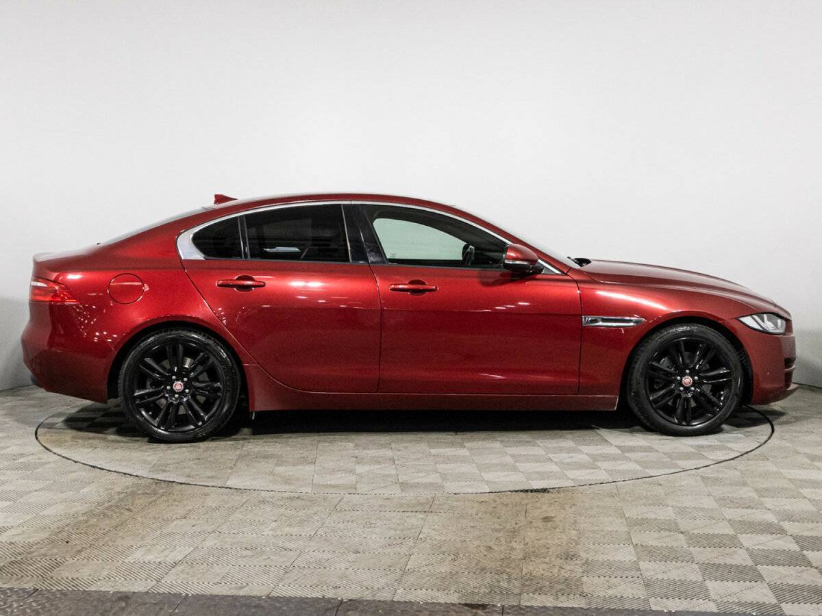 Jaguar XE, 2016 Фото №4