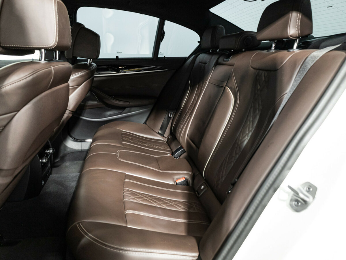 BMW 5 серии 530i xDrive VII (G30/G31/G38) Рестайлинг, 2022 Фото №8