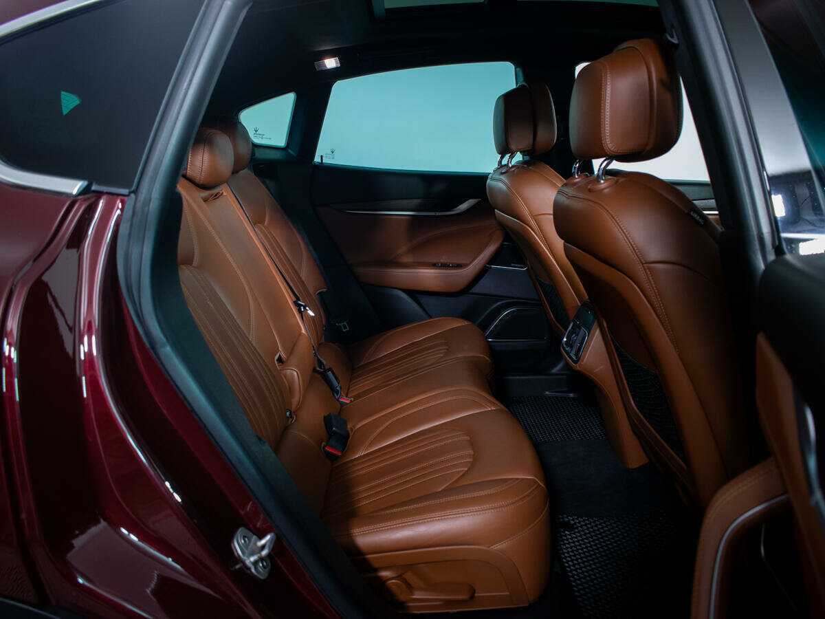 Maserati Levante Diesel, 2016 Фото №8