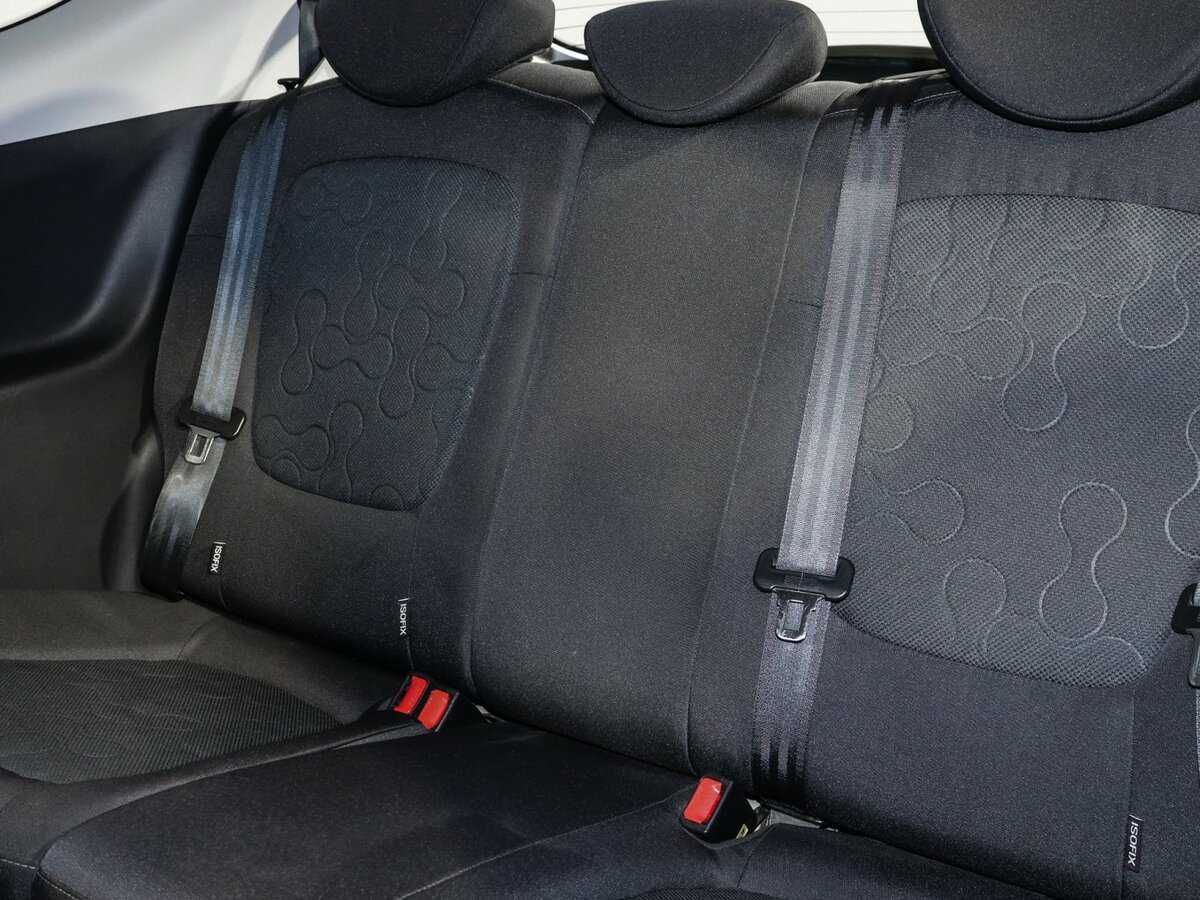 Hyundai i20, 2009 Фото №7