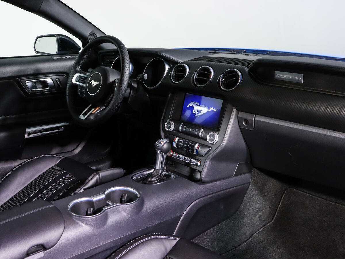 Ford Mustang, 2022 Фото №7
