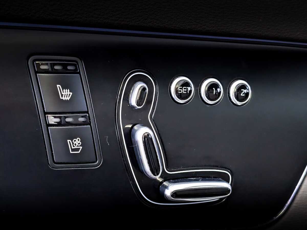 Kia Quoris, 2013 Фото №21