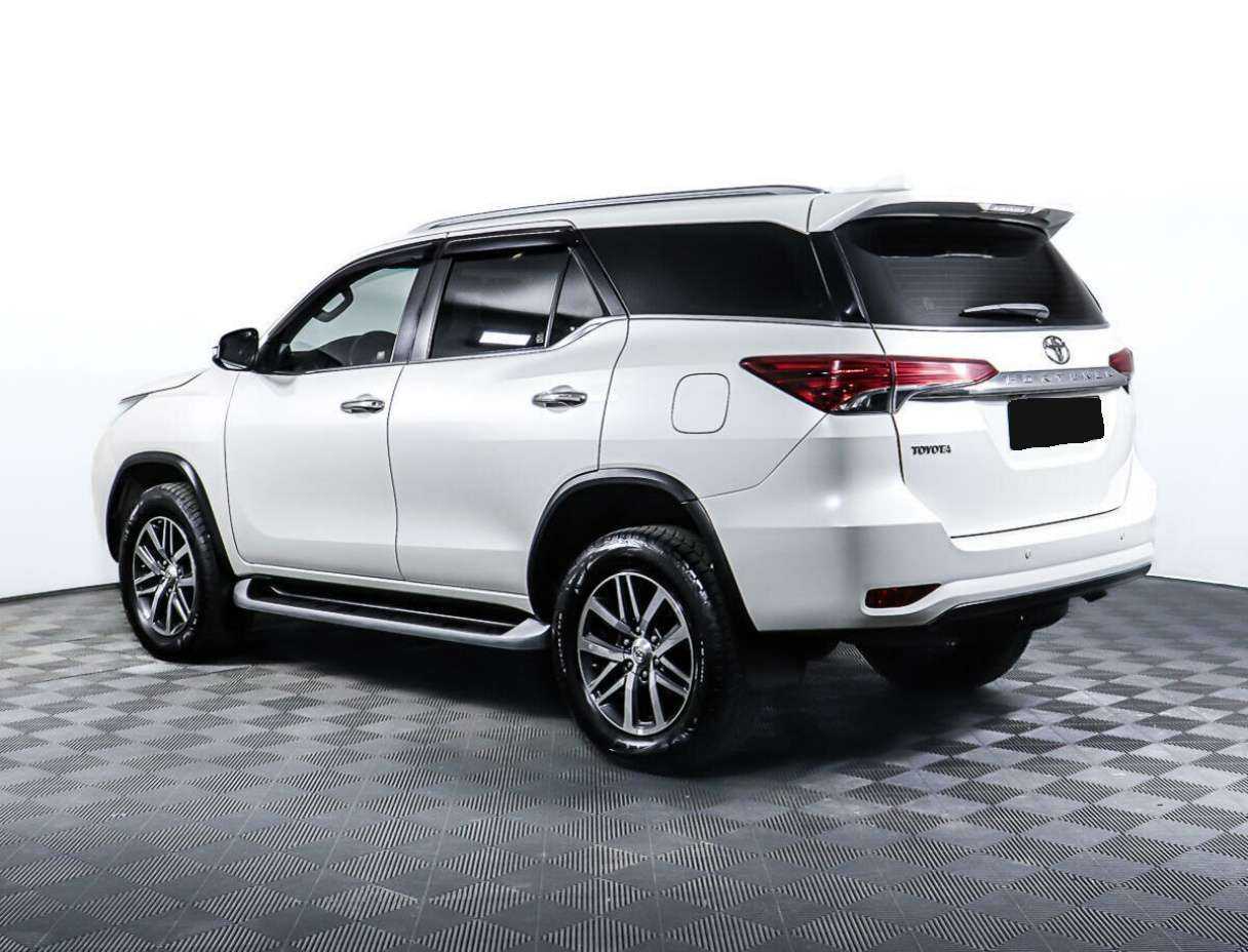 Toyota Fortuner, 2017 Фото №7