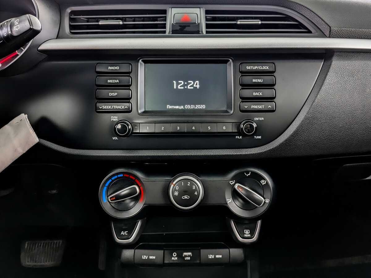 Kia Rio X-Line, 2019 Фото №15