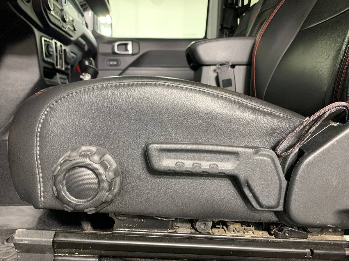 Jeep Wrangler, 2019 Фото №17