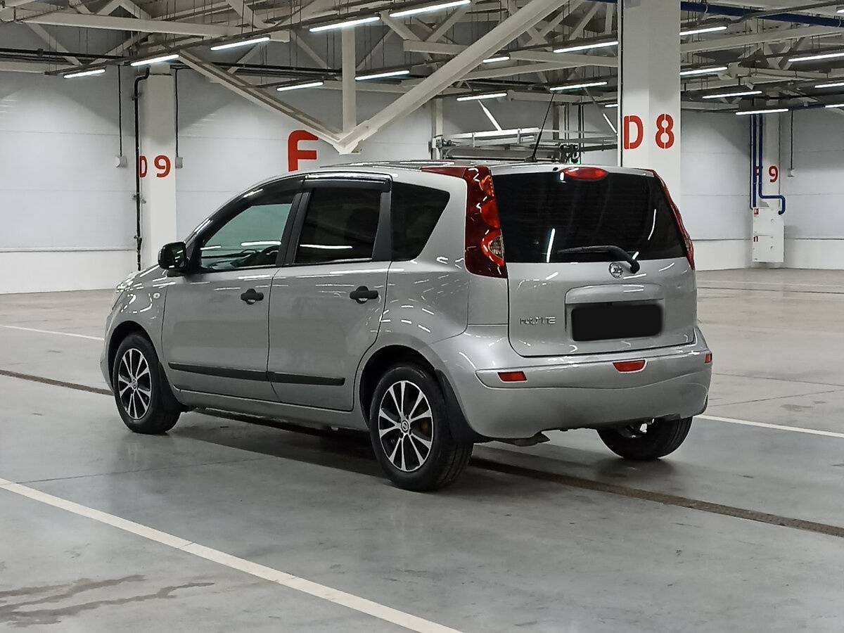 Nissan Note, 2010 Фото №7