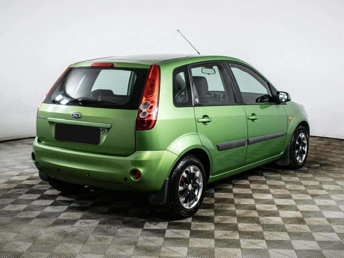 Ford Fiesta Mk5, 2008 Фото №5