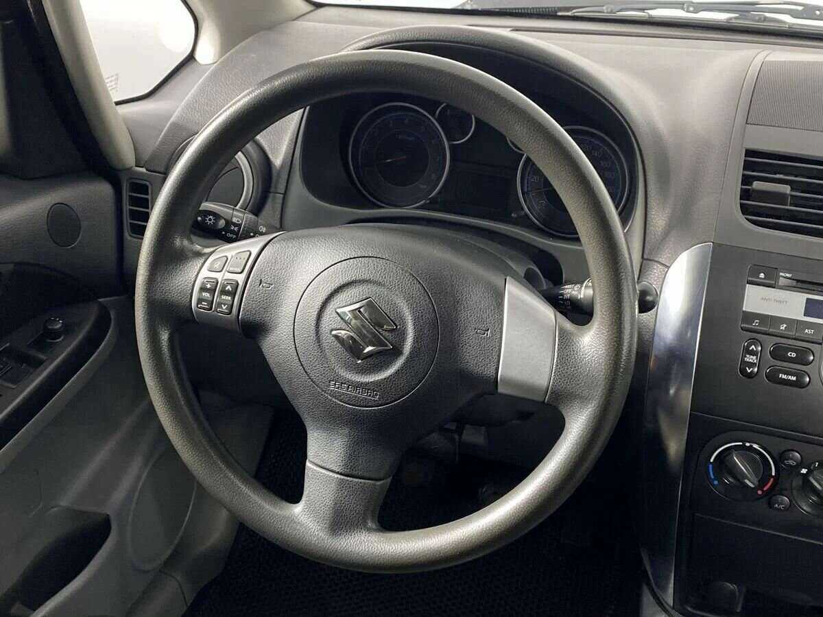 Suzuki SX4, 2010 Фото №9