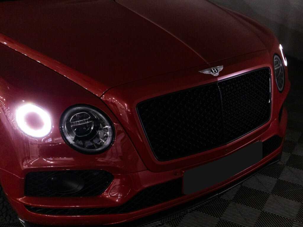 Bentley Bentayga Speed, 2020 Фото №33
