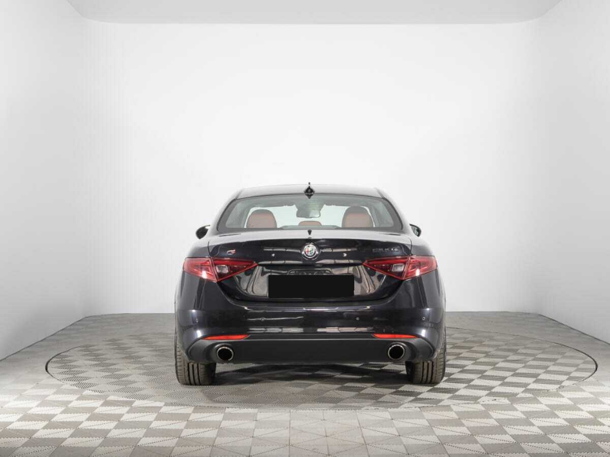 Alfa Romeo Giulia, 2021 Фото №6