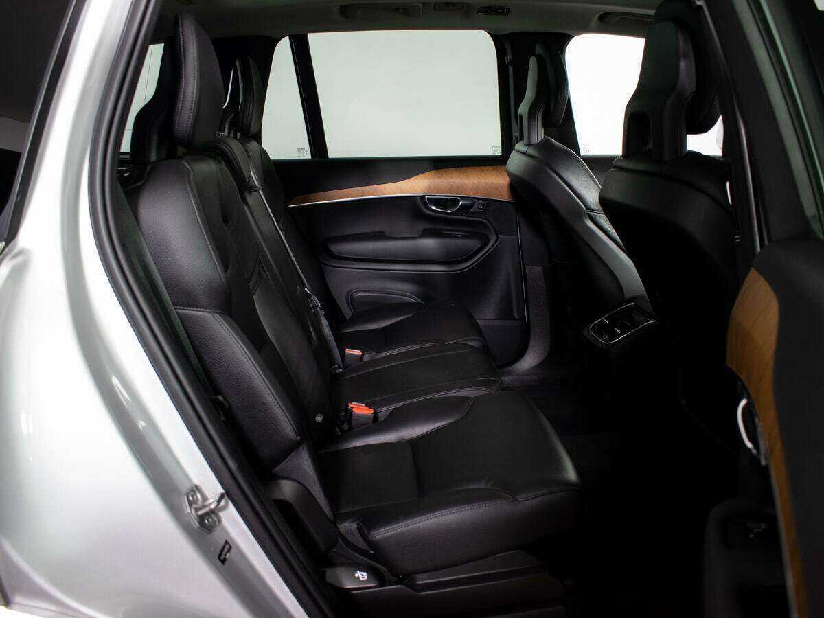 Volvo XC90, 2021 Фото №8