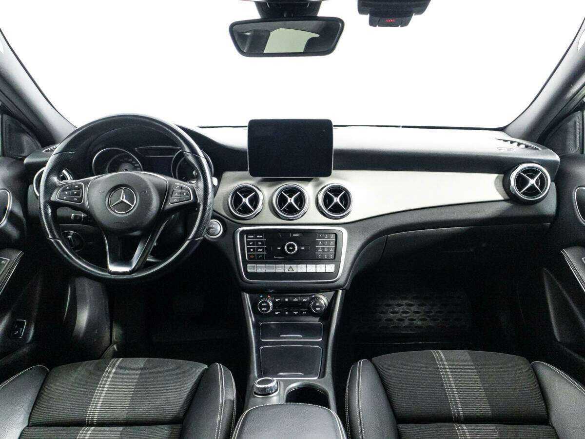 Mercedes-Benz GLA 250, 2018 Фото №13